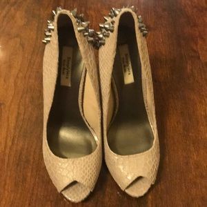 Simply Vera Vera Wang Stud Heels